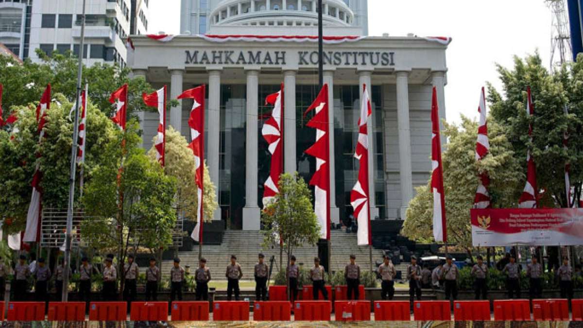 Entdecken Sie die kürzeste Verfassung der Welt: Die indonesische Verfassung von 1945.