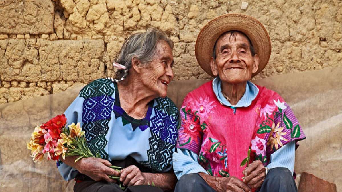 Feiern Sie den Nationalen Großelterntag in Mexiko (Día del Abuelos) am 28. August, um die wichtige Rolle und Arbeit der Großeltern in der Familie und der Gesellschaft zu würdigen. Feiern Sie den Nationalen Großelterntag in Mexiko (Día del Abuelos) am 28. August, um die wichtige Rolle und Arbeit der Großeltern in der Familie und der Gesellschaft zu würdigen.