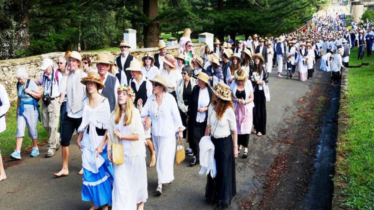 Feiere den Bounty-Tag auf den Pitcairn-Inseln und in Norfolk!