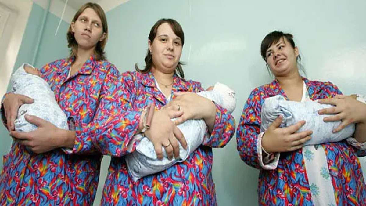 Ein Tag der Hoffnung auf Russlands Zukunft: Die Bedeutung der Zeugung in der demografischen Krise.