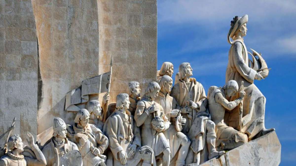 Feiern Sie den Tag der Republik in Portugal und die historische Revolution, die das Land in eine moderne republikanische Nation verwandelte. Feiern Sie den Tag der Republik in Portugal und die historische Revolution, die das Land in eine moderne republikanische Nation verwandelte.