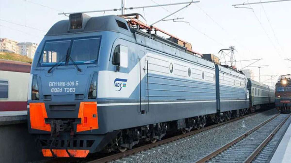 Feiern Sie den Aserbaidschanischen Eisenbahntag und entdecken Sie die faszinierende Geschichte der Eisenbahn in diesem Land. Feiern Sie den Aserbaidschanischen Eisenbahntag und entdecken Sie die faszinierende Geschichte der Eisenbahn in diesem Land.