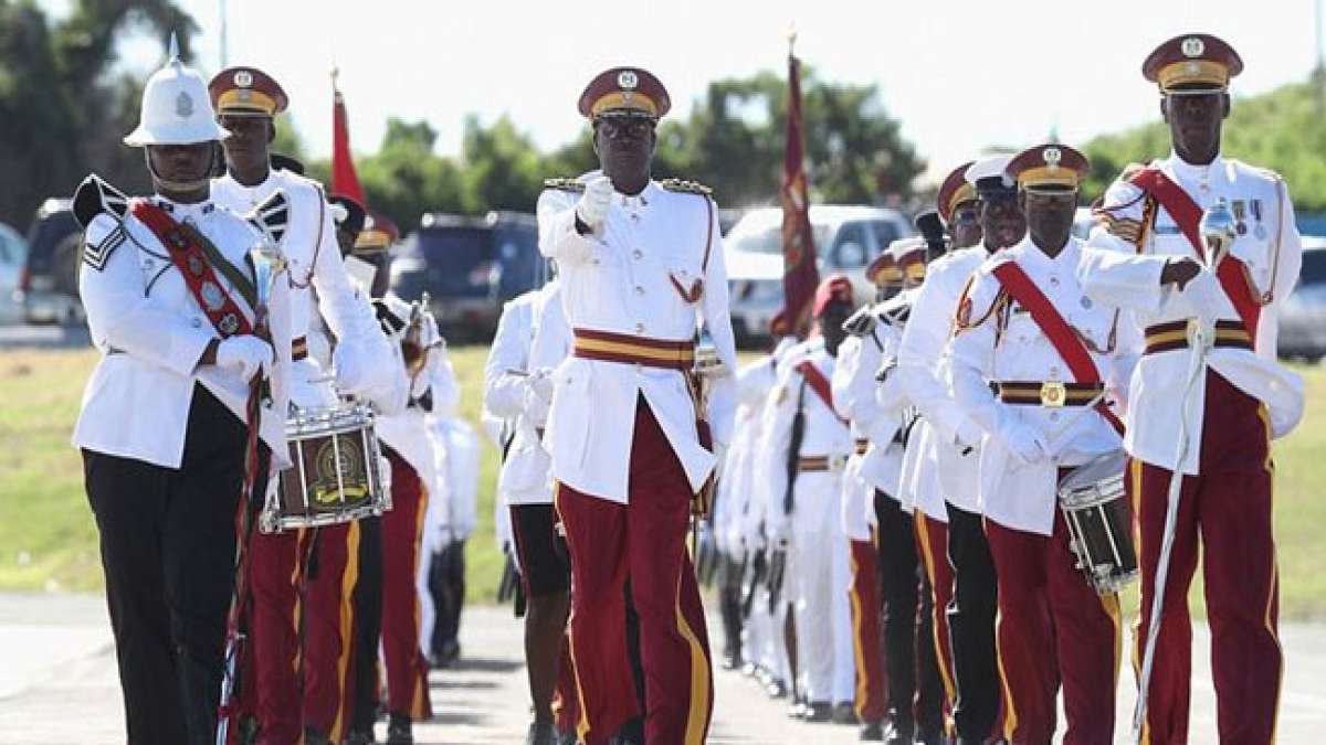 Feiern Sie die Unabhängigkeit von Antigua und Barbuda!