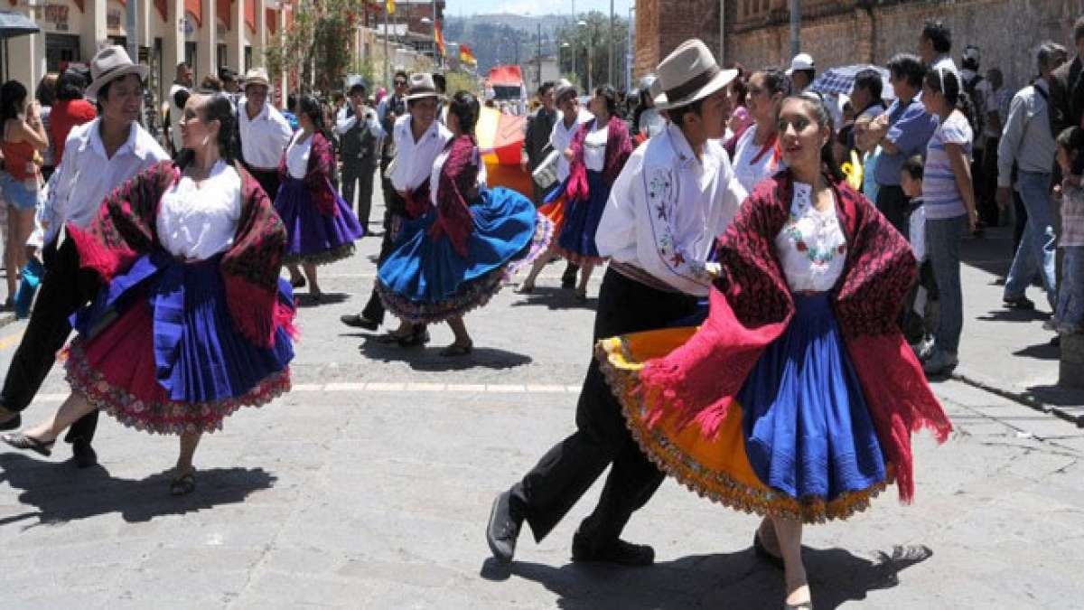 Cuenca feiert ihre Unabhängigkeit mit einem Fest der Kultur und Geschichte.