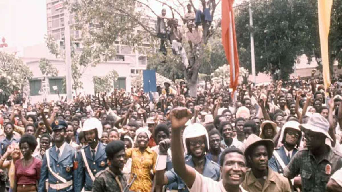 Angola feiert seine Unabhängigkeit von Portugal am 11. November. Angola feiert seine Unabhängigkeit von Portugal am 11. November.