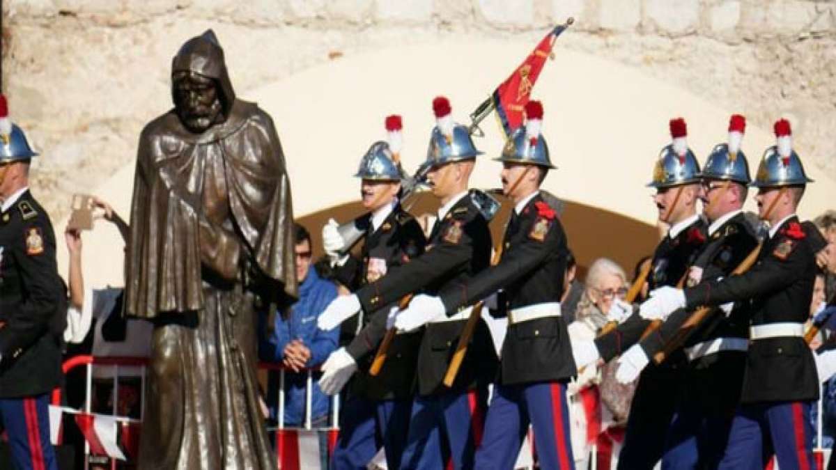 Feiern Sie den monegassischen Nationalfeiertag und die Unabhängigkeit Monacos am 'Fürstentag.'