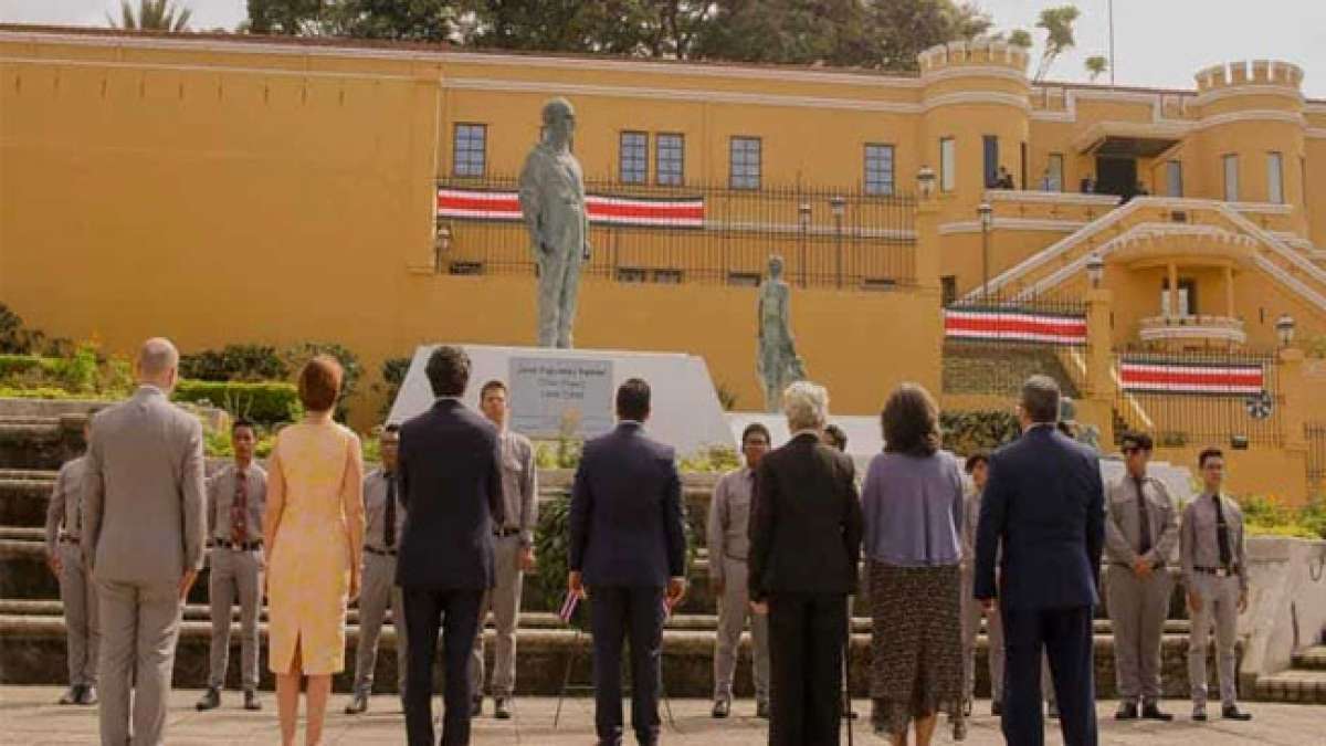 Entdecken Sie Costa Ricas einzigartige Tradition der Abschaffung der Streitkräfte am 1. Dezember 1948.