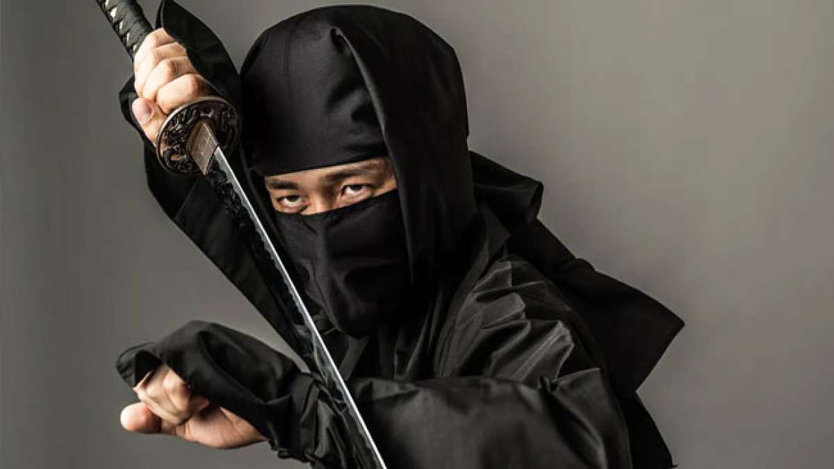 Der Tag der Ninja erinnert an die historischen Shinobi-Krieger des alten Japan, die auf Spionage, Sabotage und verschiedene verdeckte Operationen spezialisiert waren