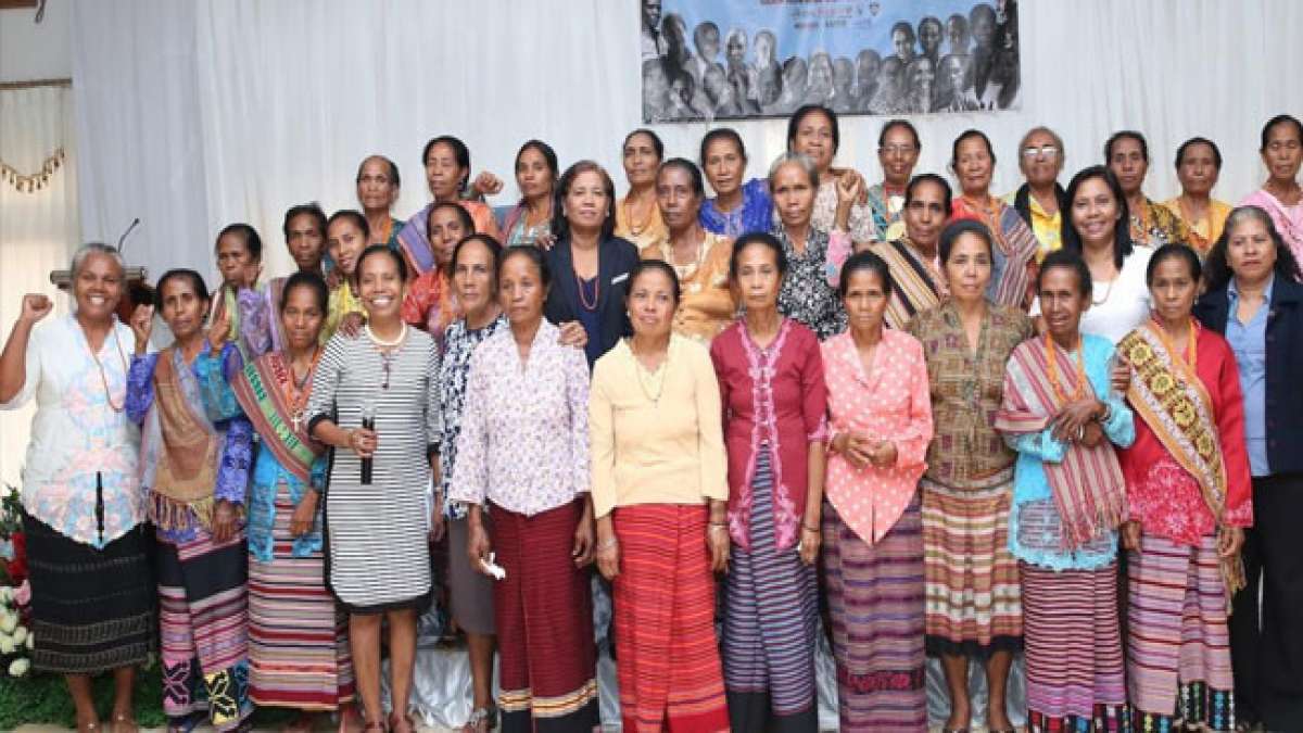 Am 31. Dezember gedenkt Osttimor seinen Nationalhelden und erinnert sich an die tragischen Ereignisse von 1975, als die indonesische Invasion das Land erschütterte. Am 31. Dezember gedenkt Osttimor seinen Nationalhelden und erinnert sich an die tragischen Ereignisse von 1975, als die indonesische Invasion das Land erschütterte.