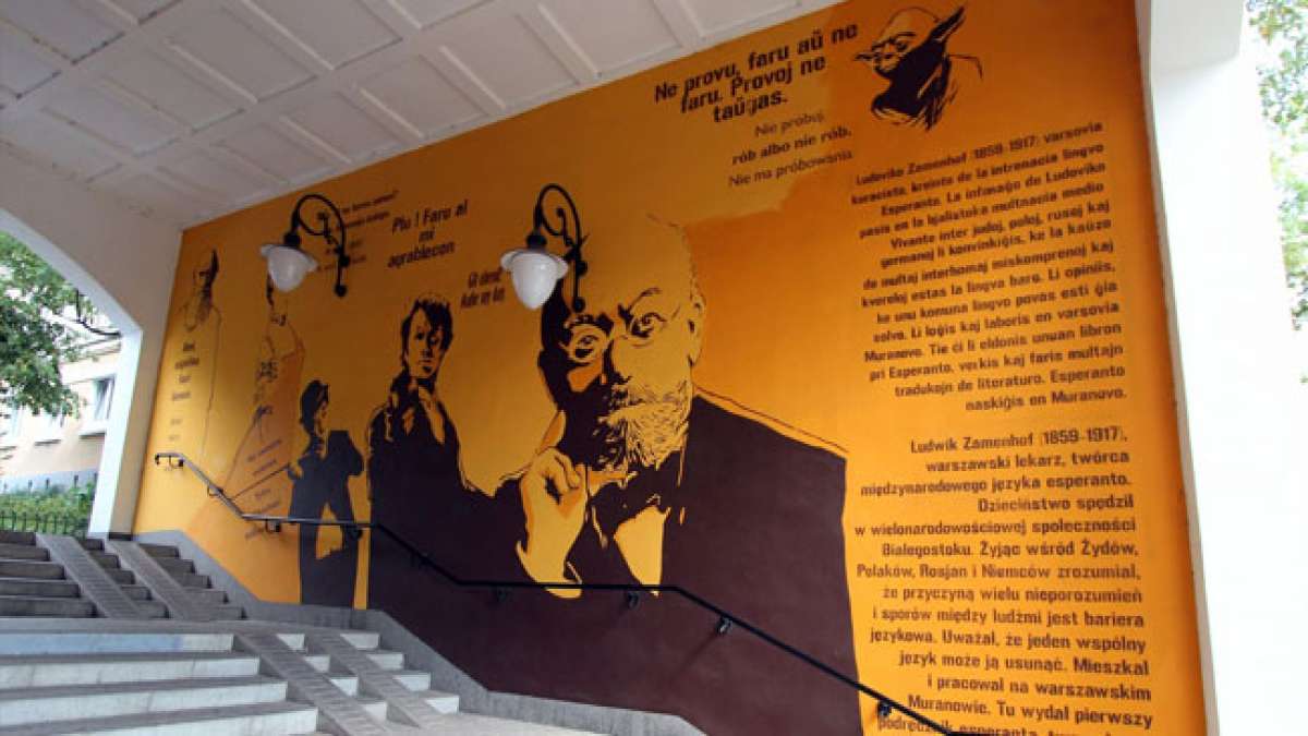 Feiern Sie den Internationalen Esperanto-Tag und entdecken Sie die faszinierende Welt dieser internationalen Hilfssprache. Feiern Sie den Internationalen Esperanto-Tag und entdecken Sie die faszinierende Welt dieser internationalen Hilfssprache.