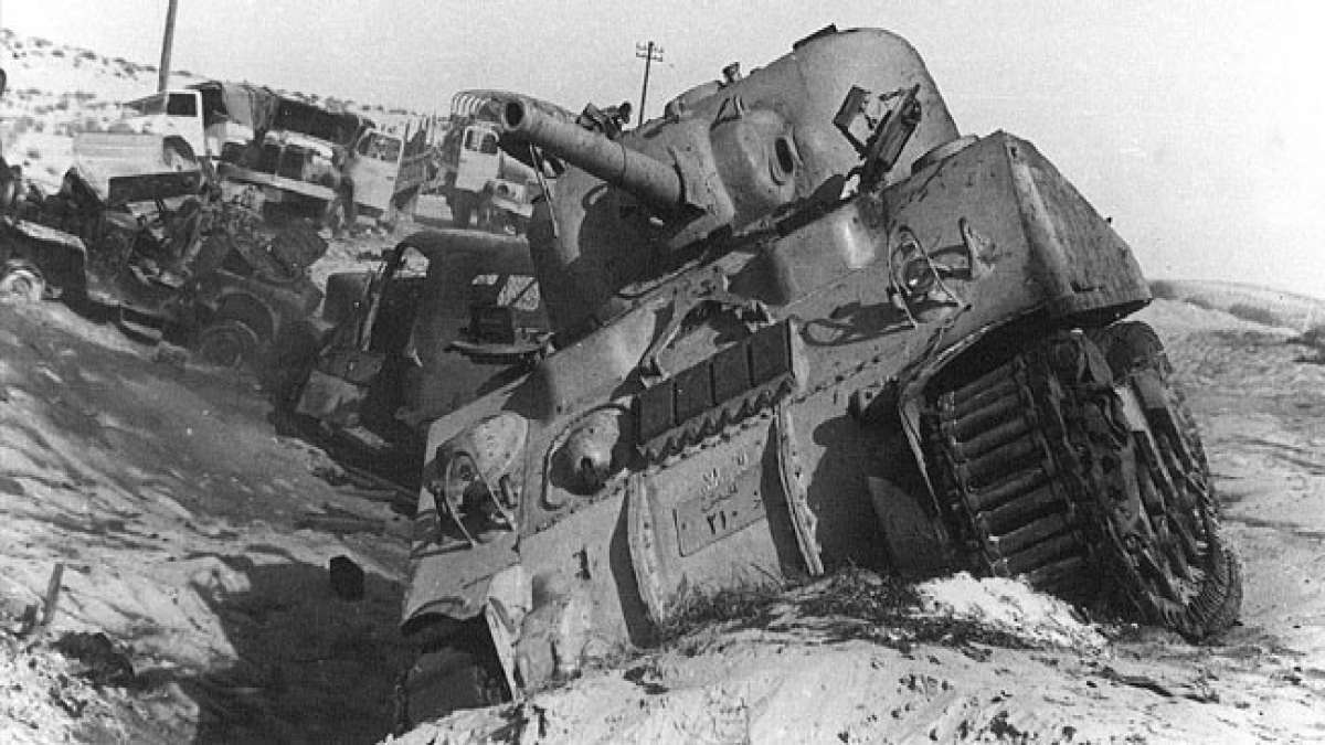 Tag des Sieges 1956: Ägypten feiert den Sieg über die britische, französische und israelische Invasion.
