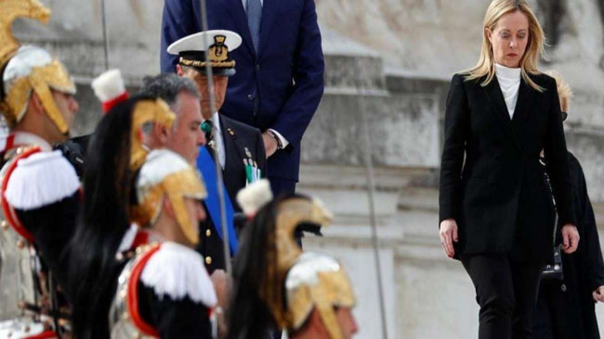 Gedenken Sie des Tages der Befreiung Italiens vom Nazifaschismus am 25. April 1945 und ehren Sie den Evangelisten Markus. Gedenken Sie des Tages der Befreiung Italiens vom Nazifaschismus am 25. April 1945 und ehren Sie den Evangelisten Markus.