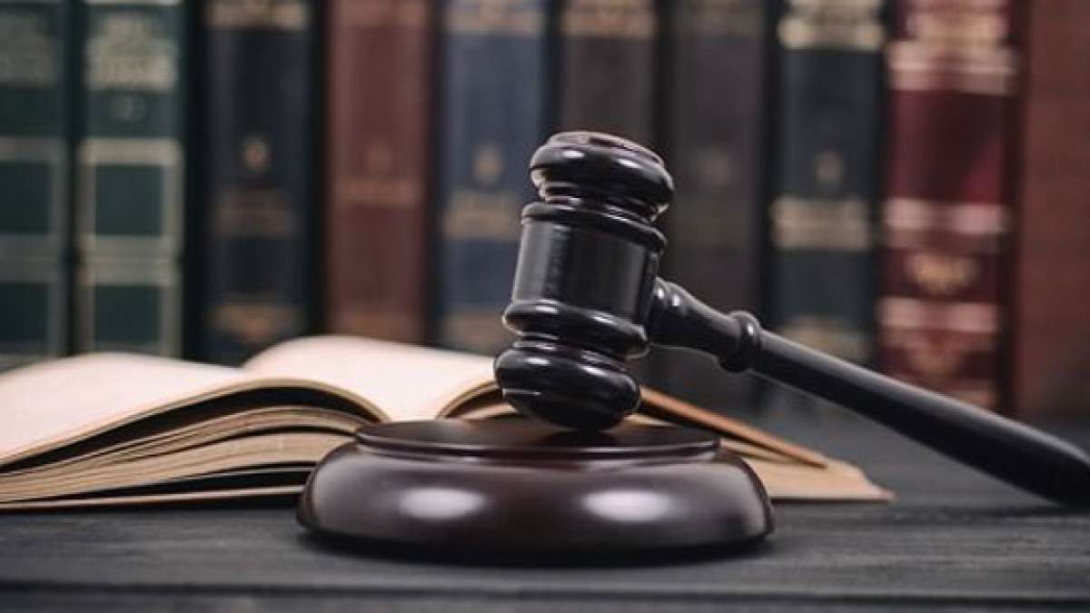 Gedenken Sie am Tag des Rechts in den USA der Bedeutung des Rechtssystems für die Gründung des Landes und die Gesellschaft.