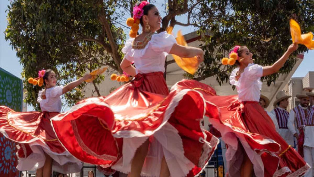 Feiern Sie den Cinco de Mayo in Mexiko zu Ehren des historischen Sieges der mexikanischen Streitkräfte in der Schlacht von Puebla am 5. Mai 1862.