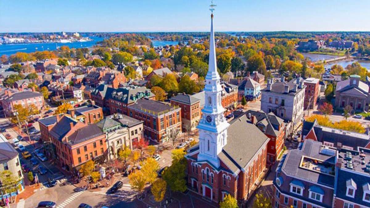 Entdecken Sie die Schönheit von New Hampshire am Nationalen Tag von New Hampshire am 7. September.