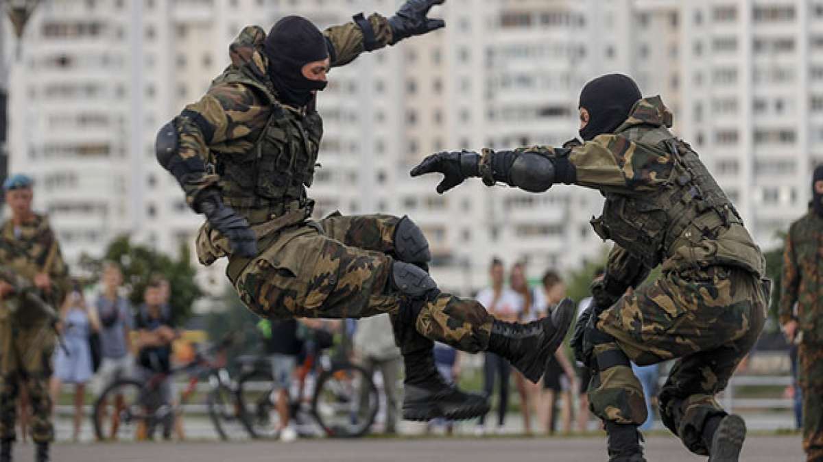 Belarus feiert am 2. August den Tag der Fallschirmjäger, um den Mut und die Tapferkeit dieser Elitetruppe zu ehren.