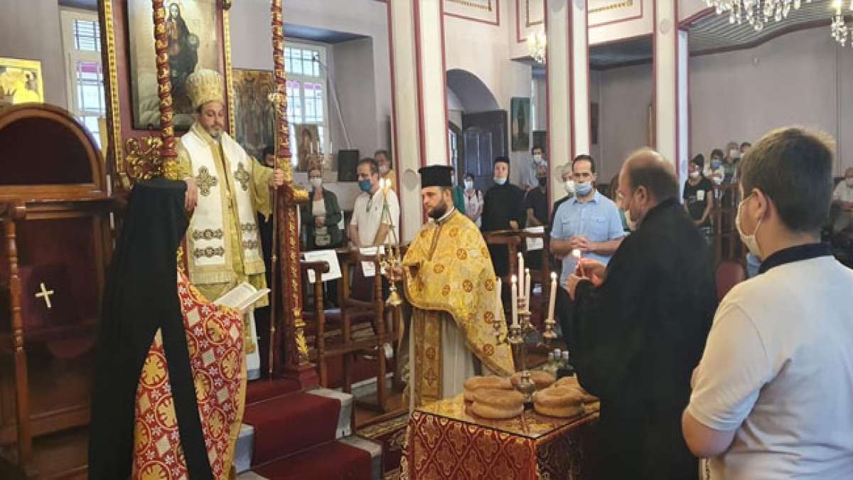 Gedenken Sie dem Märtyrer Konstantin, Fürst von Georgien, einem ehrwürdigen Heiligen, der für seine Tugenden, Frömmigkeit und Mitgefühl bekannt ist.