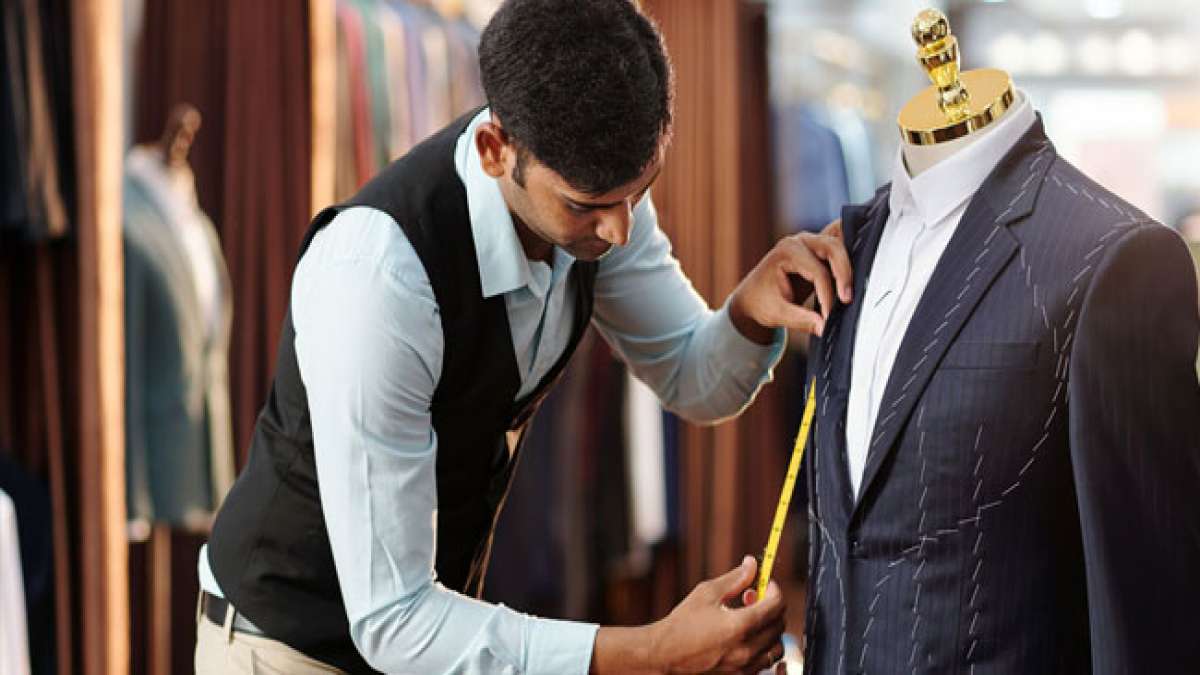 Die Erfindung der Nähmaschine revolutionierte das Bekleidungsgewerbe, beeinflusste die Rolle der Frau und modernisierte verschiedene Branchen.