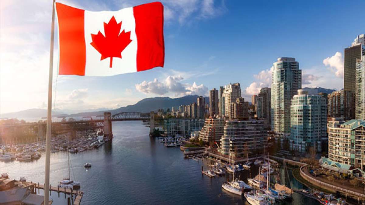 Feiern Sie den Canada Day, ein Symbol für kanadische Unabhängigkeit und Vielfalt. Feiern Sie den Canada Day, ein Symbol für kanadische Unabhängigkeit und Vielfalt.