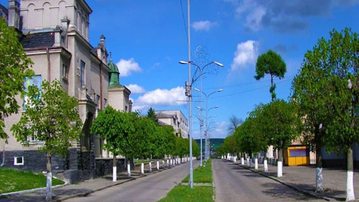 Entdecken Sie Peremyshlany: Eine historische Stadt in der Ukraine mit einer reichen Vergangenheit, die bis ins 16. Jahrhundert zurückreicht.