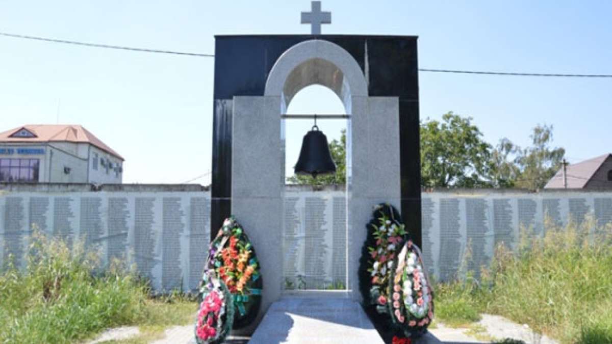 Gedenken Sie den Opfern der 'Griechischen Operation' des NKVD, die von Dezember 1937 bis März 1938 die griechische Gemeinschaft in der UdSSR traumatisierte.