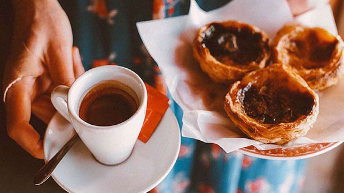 Feiern Sie den Nationalen Tag des Kaffees in Portugal und entdecken Sie die einzigartigen Kaffeetraditionen dieses Landes.