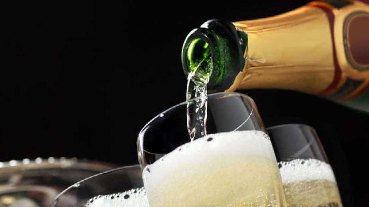 Feiere den Tag des Champagners mit sprudelndem Genuss!