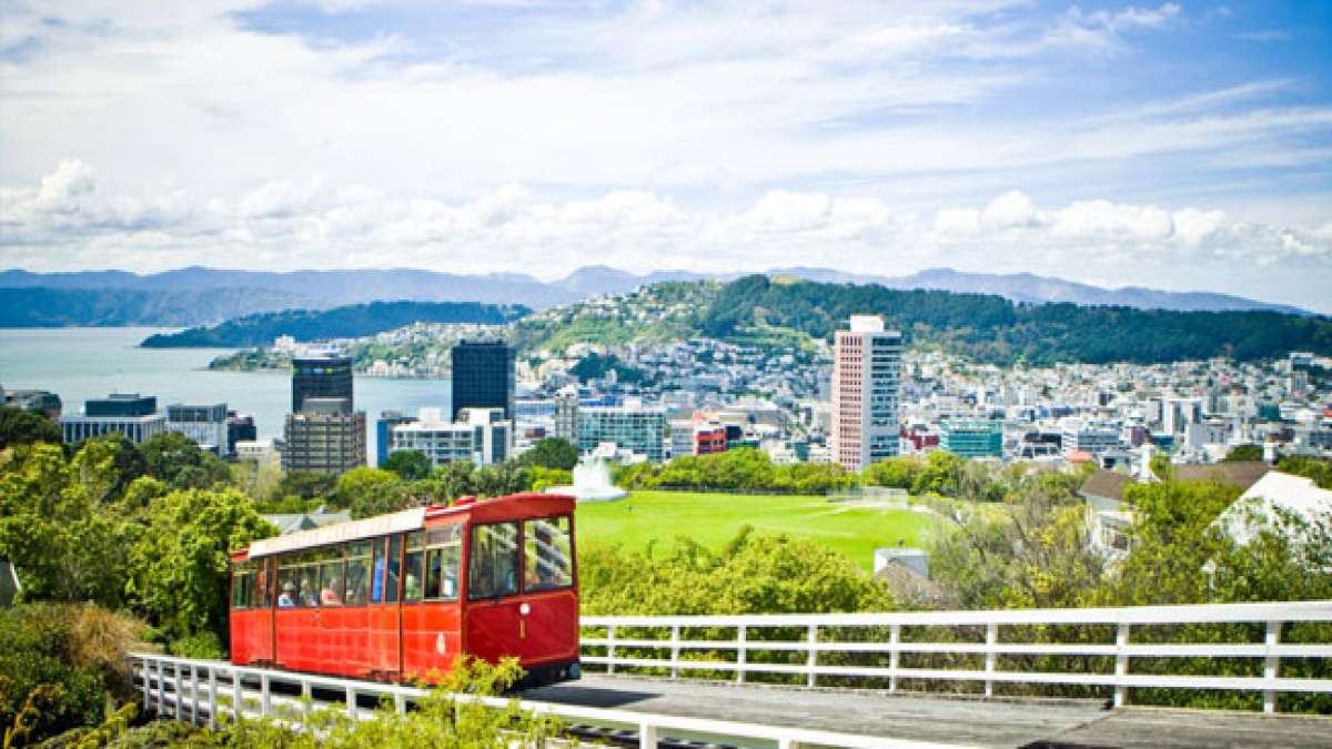 Feiern Sie den Wellington-Jubiläumstag in Neuseeland und entdecken Sie eine Stadt, die das erste Land mit allgemeinem Wahlrecht war. Feiern Sie den Wellington-Jubiläumstag in Neuseeland und entdecken Sie eine Stadt, die das erste Land mit allgemeinem Wahlrecht war.