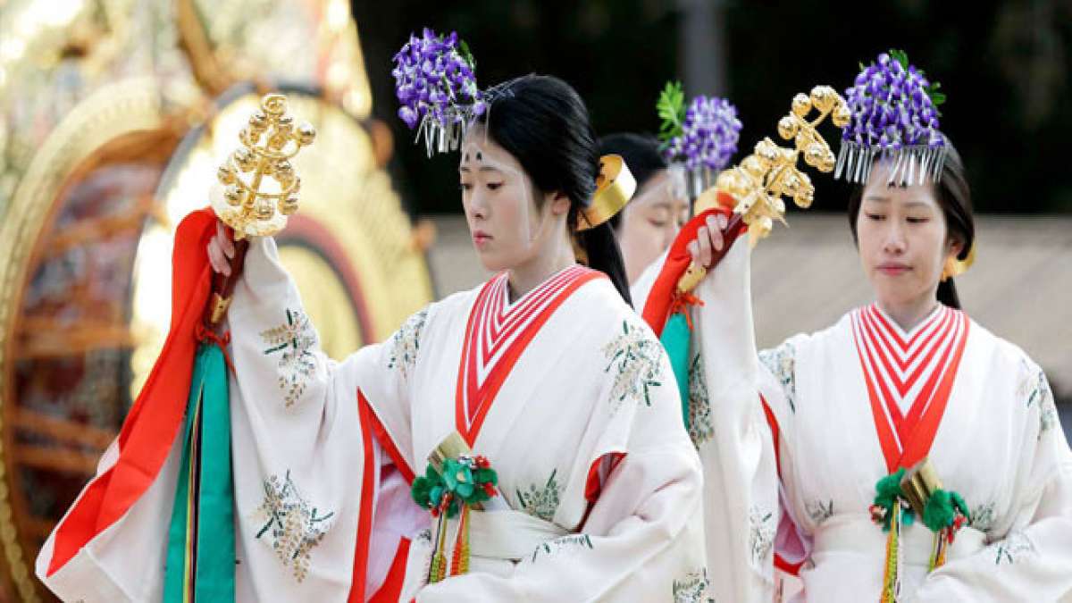 Erlebe das Kasuga Matsuri im Kasuga-Großschrein, Nara, Japan!