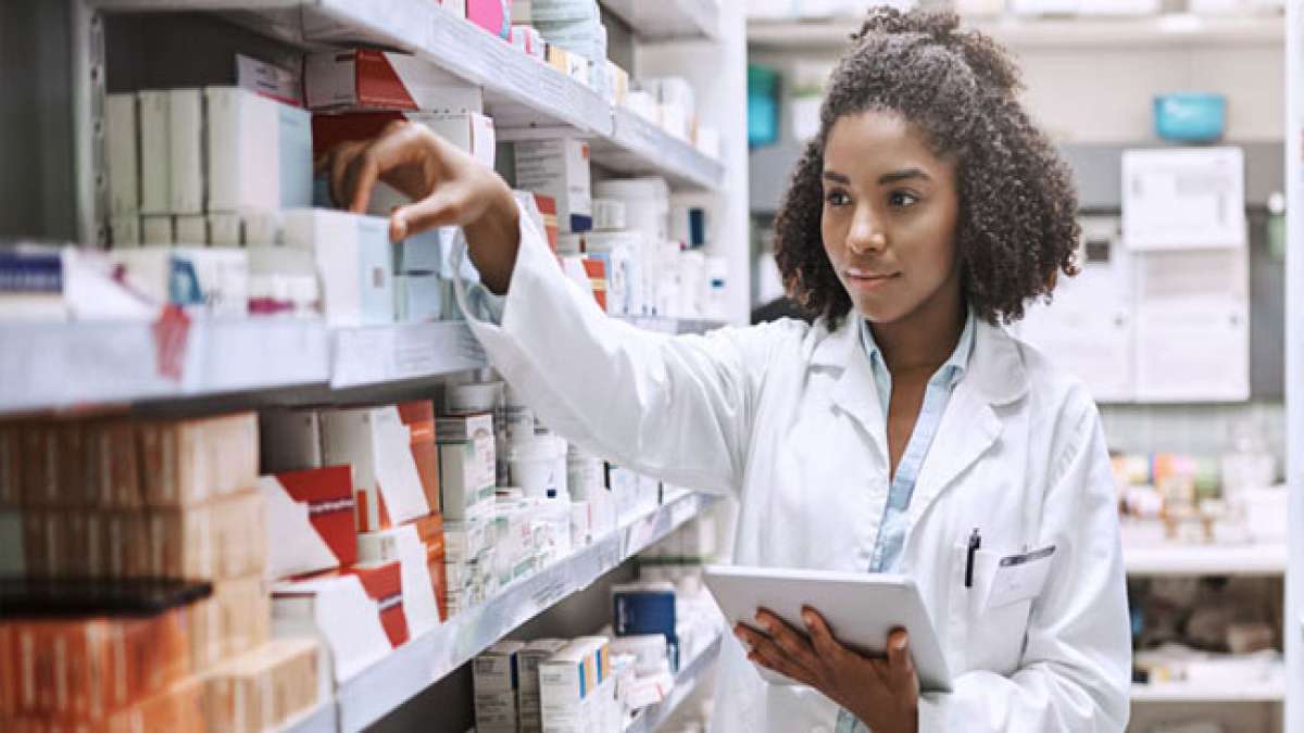 Feiern Sie den Tag des Apothekentechnikers und würdigen Sie das wichtige Engagement dieser Fachkräfte im Pharmabereich.