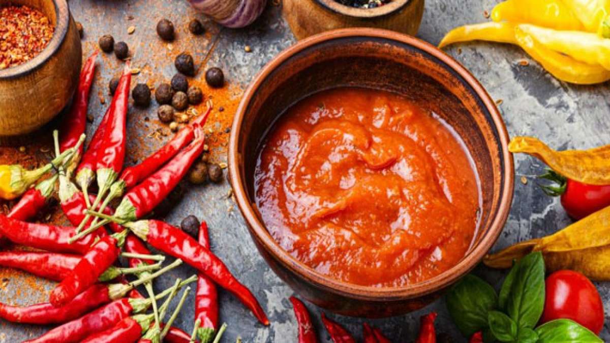 Von der Temperaturregulation über die Stimulation des Kreislaufs bis hin zu potenziellen gesundheitlichen Vorteilen bietet scharfes Essen eine uralte Tradition und moderne Erkenntnisse. Von der Temperaturregulation über die Stimulation des Kreislaufs bis hin zu potenziellen gesundheitlichen Vorteilen bietet scharfes Essen eine uralte Tradition und moderne Erkenntnisse.