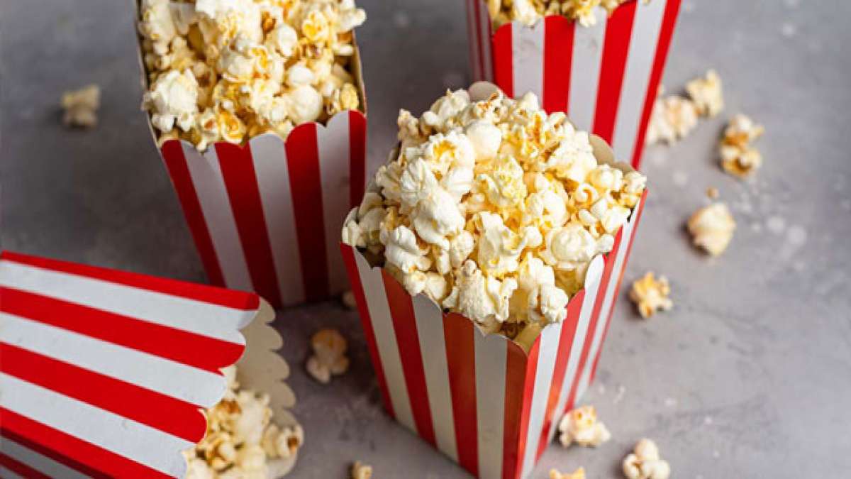 Genießen Sie dieses knisternde Stück Kultur, während Sie mehr über die bedeutende Popcorn-Produktion in Nebraska und die Geheimnisse hinter seinen einzigartigen Knalleigenschaften erfahren.