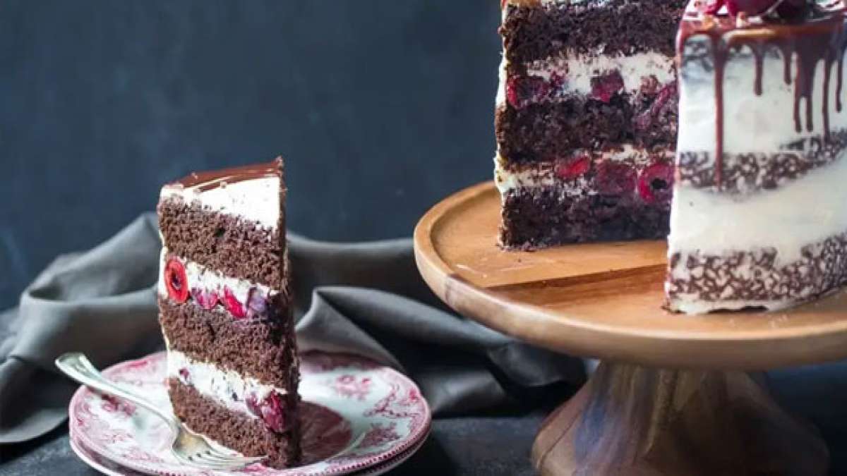 Gönnen Sie sich heute ein Stück dieser verführerischen Torte!