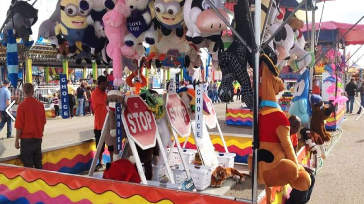 Feiern Sie die amerikanische Kultur mit Erdnüssen, Kürbissen, Yorkshire Pudding und M&M's! Feiern Sie die amerikanische Kultur mit Erdnüssen, Kürbissen, Yorkshire Pudding und M&M's!