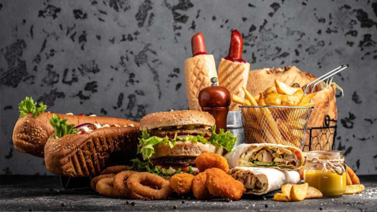 Nationaler Fast-Food-Tag: Feiern Sie die Vielfalt und den Komfort der schnellen Küche Nationaler Fast-Food-Tag: Feiern Sie die Vielfalt und den Komfort der schnellen Küche