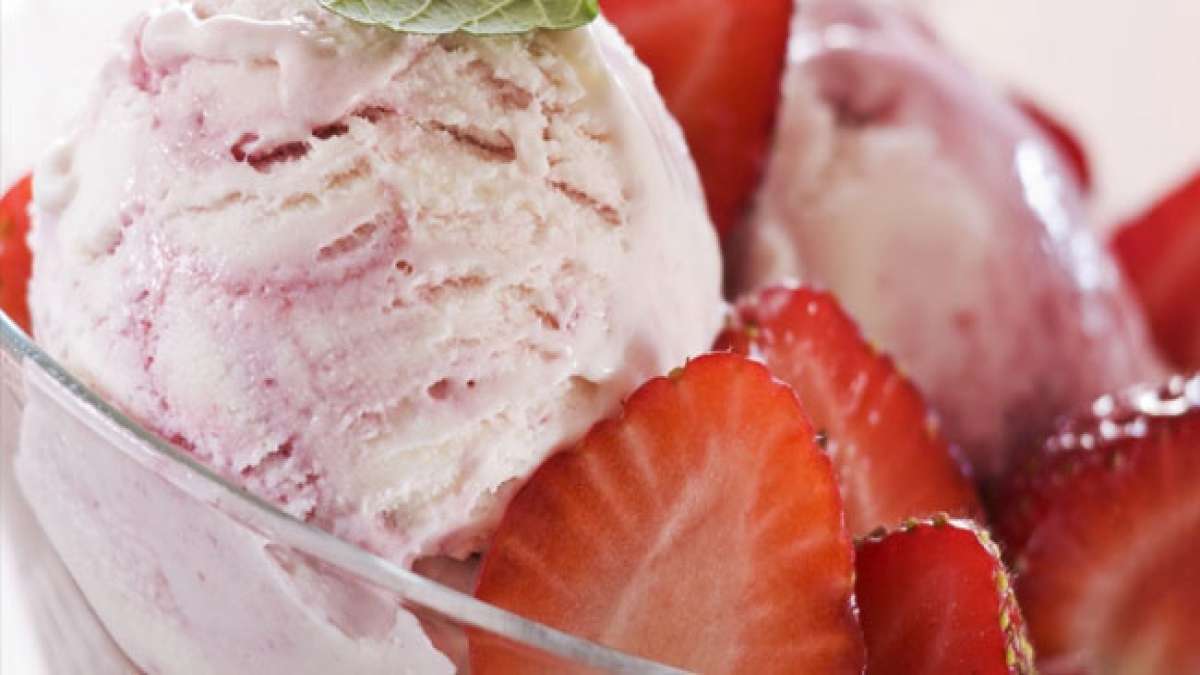 Trotzdem sollten Sie bedenken, dass regelmäßiges Eiscreme-Frühstück keine kluge Wahl für die Gesundheit ist, sondern an diesem Tag die süße Ausnahme von der Regel sein sollte.