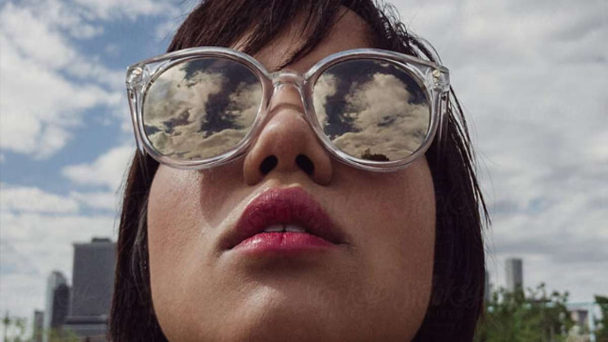 Blick in den Himmel Tag: Feiern Sie die Schönheit und den Frieden des Himmels