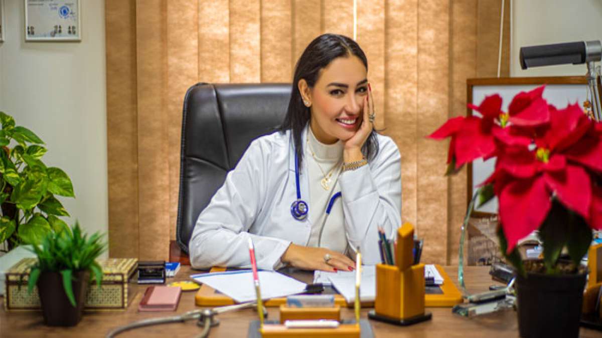 Feiern Sie den Nationalen Tag der Ärztinnen in den USA und würdigen Sie die beeindruckenden Fortschritte der weiblichen Ärzteschaft. Feiern Sie den Nationalen Tag der Ärztinnen in den USA und würdigen Sie die beeindruckenden Fortschritte der weiblichen Ärzteschaft.