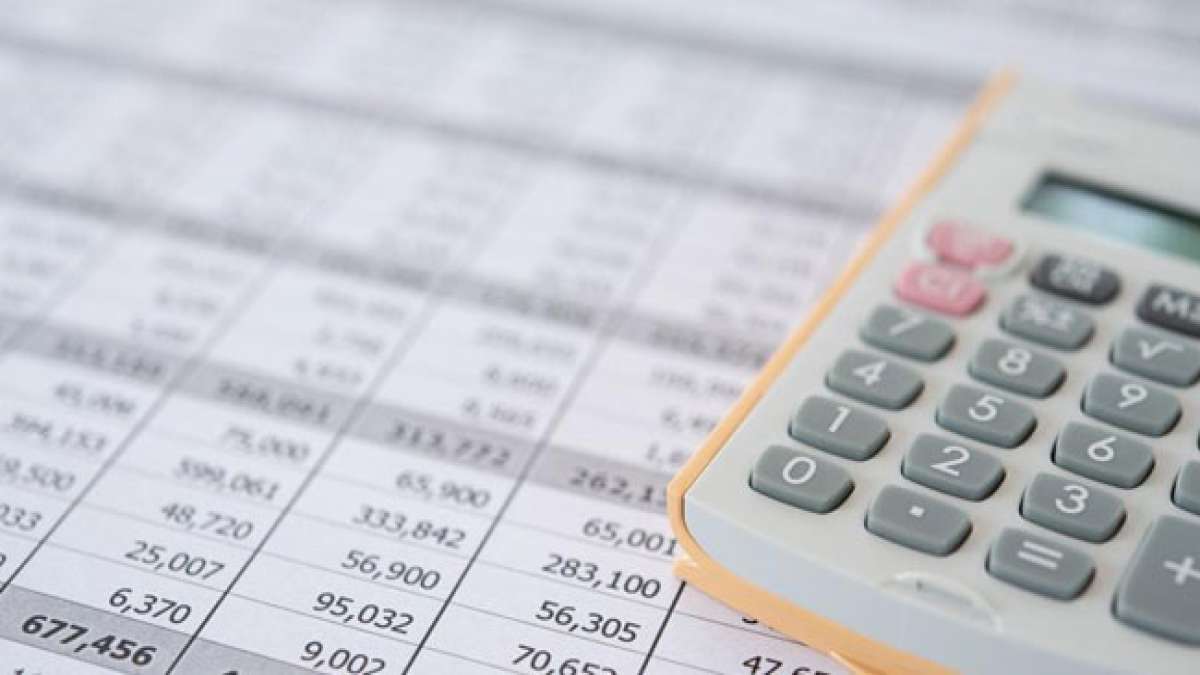 Feiern Sie den Internationalen Tag der Buchhaltung und entdecken Sie die faszinierende Geschichte hinter diesem wichtigen Berufsfeld.