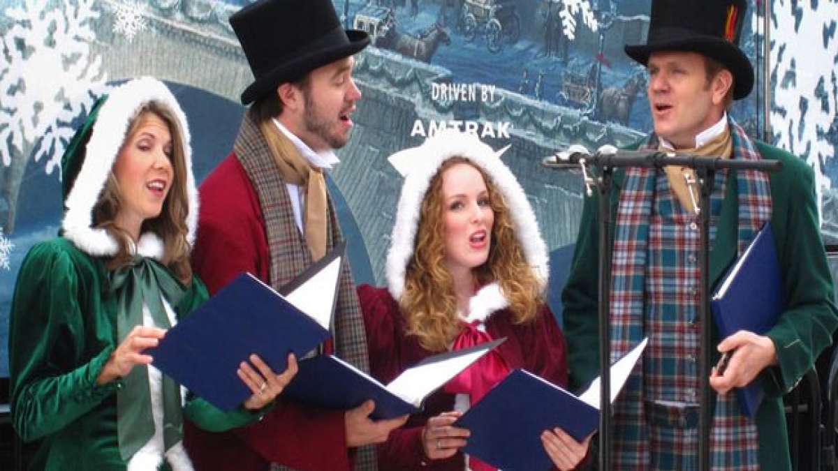 Verzaubern Sie Ihr Herz mit fröhlichem Weihnachtsgesang! Entdecken Sie die tiefe Bedeutung hinter den traditionellen Weihnachtsliedern, die die Botschaft von Liebe und Hoffnung feiern.