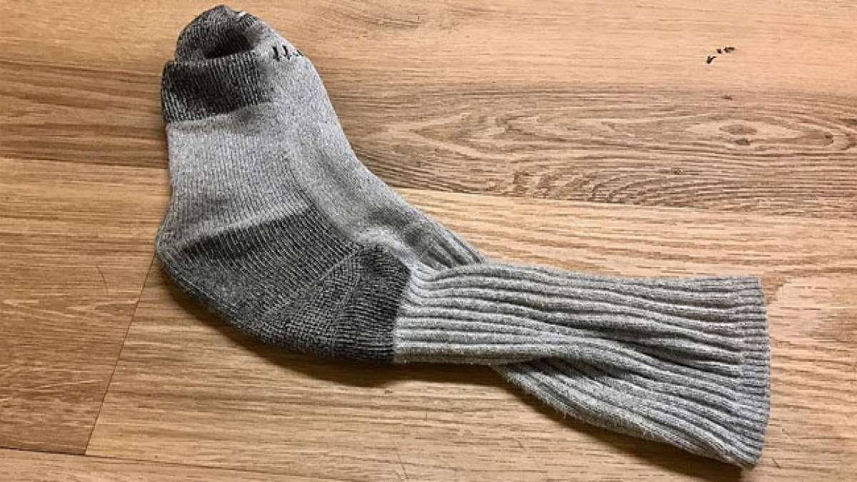 Entdecken Sie den Gedenktag für verlorene Socken: Ein Tag, um das Rätsel der verschwundenen Socken zu lösen und Ihre vermissten Gefährten wiederzufinden.