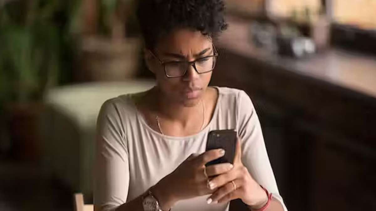 Keine Nachrichten, keine Sorgen. Entdecken Sie die Weisheit hinter der beruhigenden Phrase 'Keine Nachrichten sind gute Nachrichten'