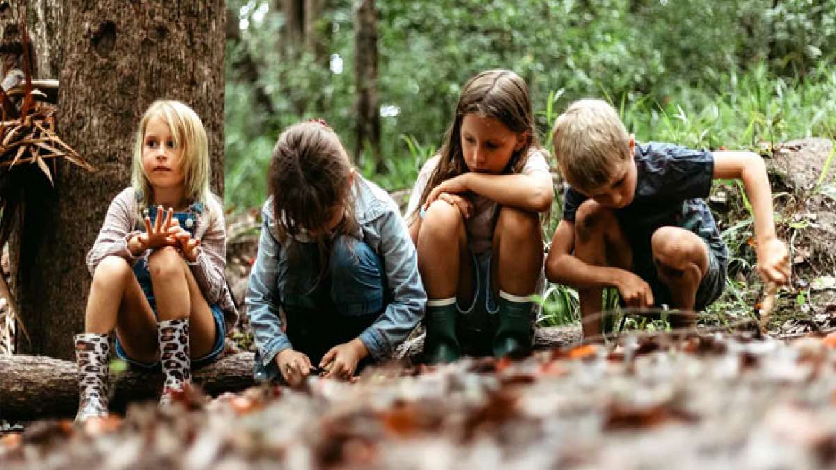 Der "Take Our Daughters and Sons to Work Day" ist eine Bildungsveranstaltung, bei der Eltern ihre Kinder an den Arbeitsplatz bringen, um die Verbindung zwischen Arbeit und Schule zu fördern.