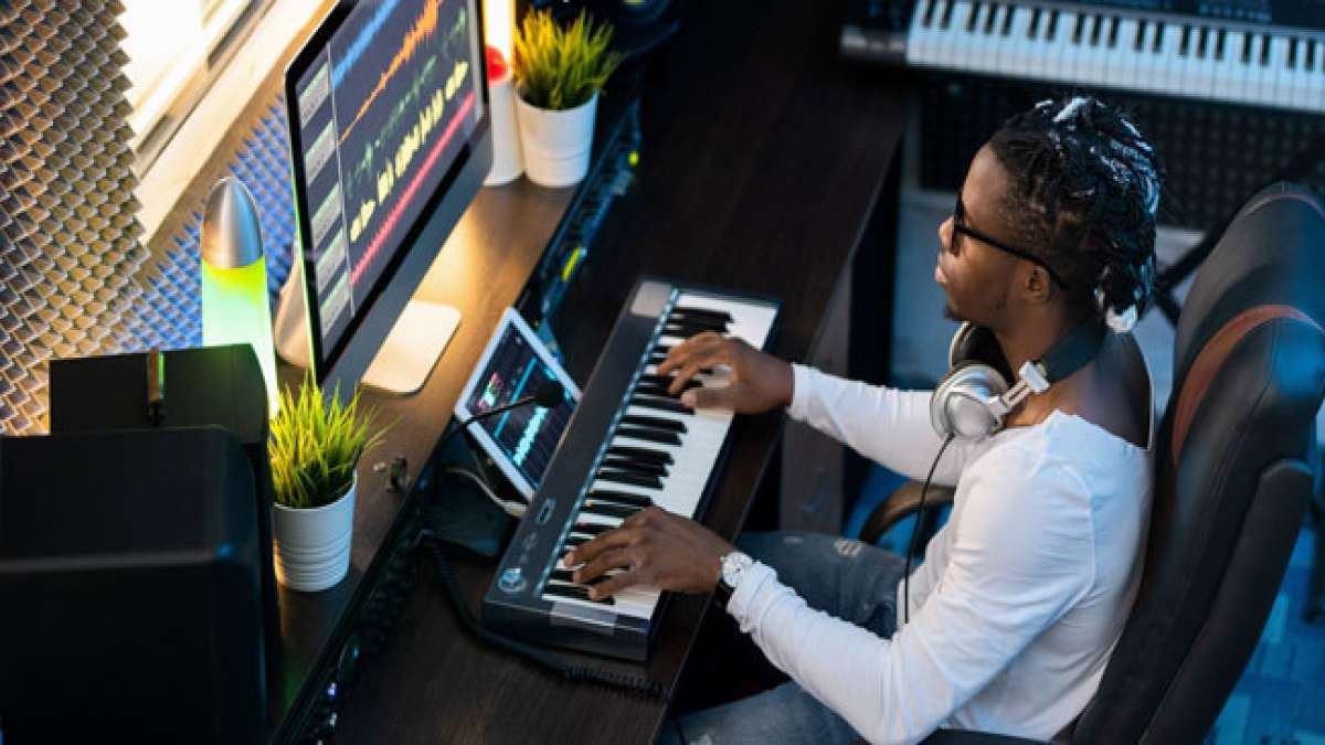 Machen Sie mit, genießen Sie kostenlose Live-Musik an den unterschiedlichsten Orten und lassen Sie die Klänge des Make-Music-Tags Ihre Sinne beleben.