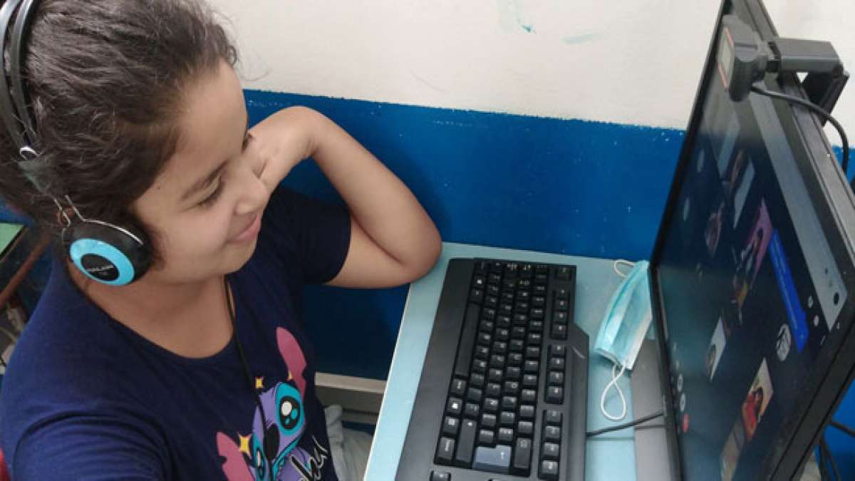 Feiern Sie den Tag des Computers in Peru am 12. Juni und entdecken Sie die Welt der Informatik in diesem faszinierenden südamerikanischen Land. Feiern Sie den Tag des Computers in Peru am 12. Juni und entdecken Sie die Welt der Informatik in diesem faszinierenden südamerikanischen Land.