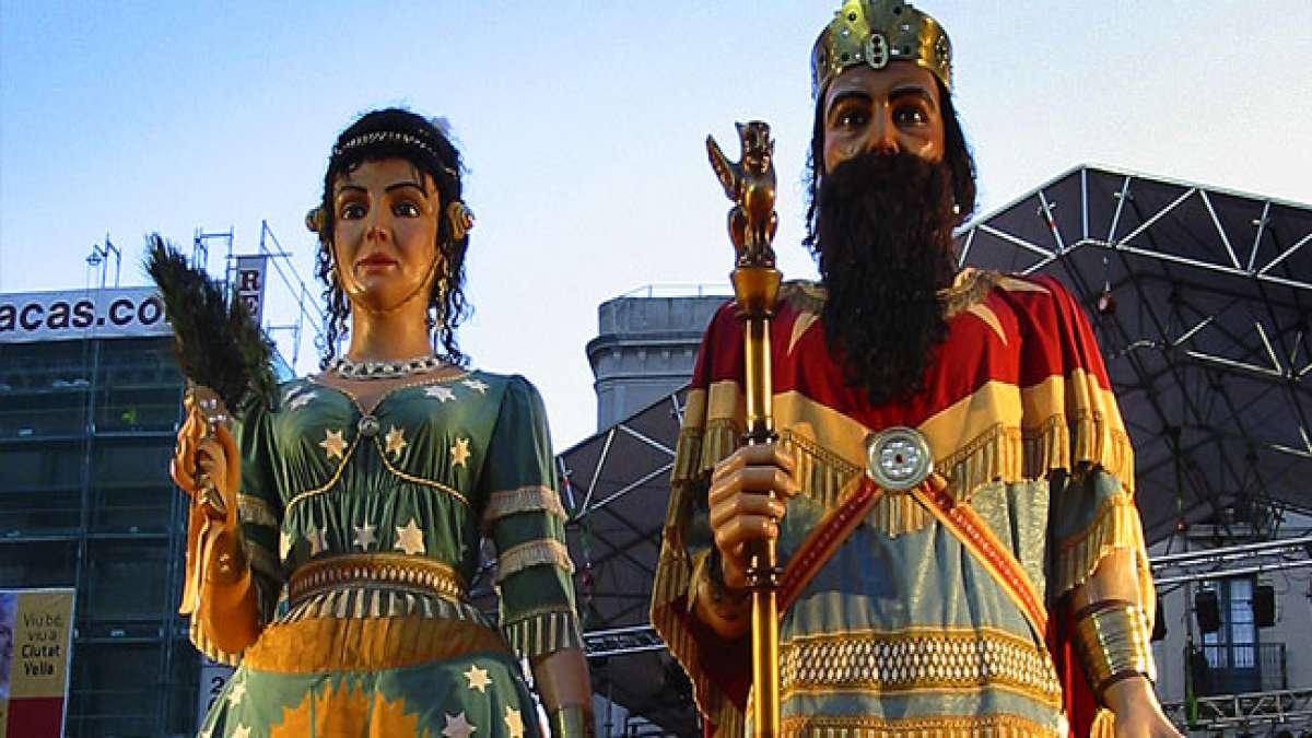 Erfahren Sie mehr über die Ursprünge und die kulturelle Bedeutung dieses jährlichen Events, das seit 1980 als Fest von nationalem touristischem Interesse gilt.