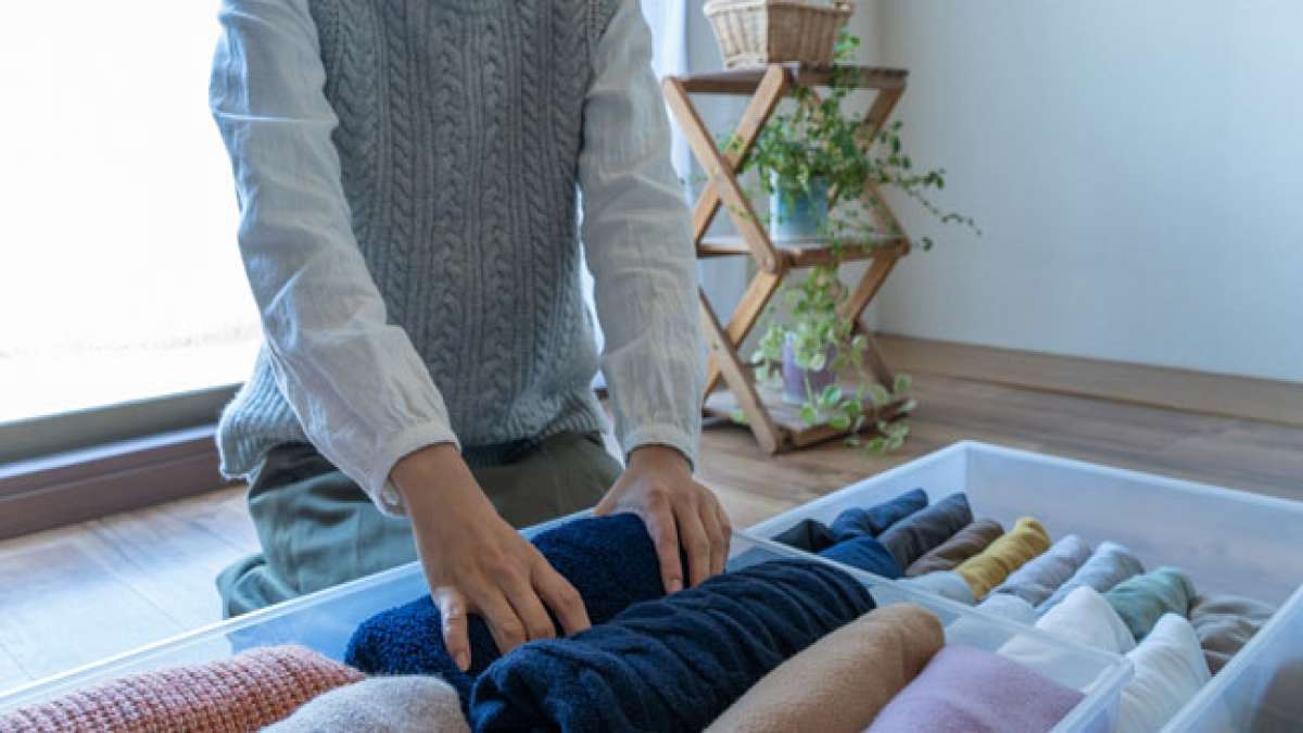 Erleben Sie die faszinierende japanische Tradition des saisonalen Kleiderwechsels, genannt Koromogae. Erleben Sie die faszinierende japanische Tradition des saisonalen Kleiderwechsels, genannt Koromogae.