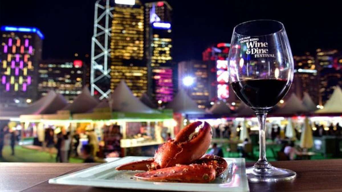 Erlebe das aufregende Hongkong Wein- und Essensfestival, Hongkongs größte Veranstaltung mit kulinarischer Vielfalt und Weltklasse-Genüssen.