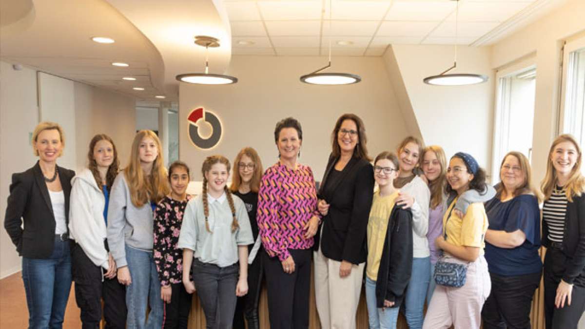 Entdecken Sie den Wiener Töchtertag: Mädchen erweitern ihre beruflichen Horizonte.