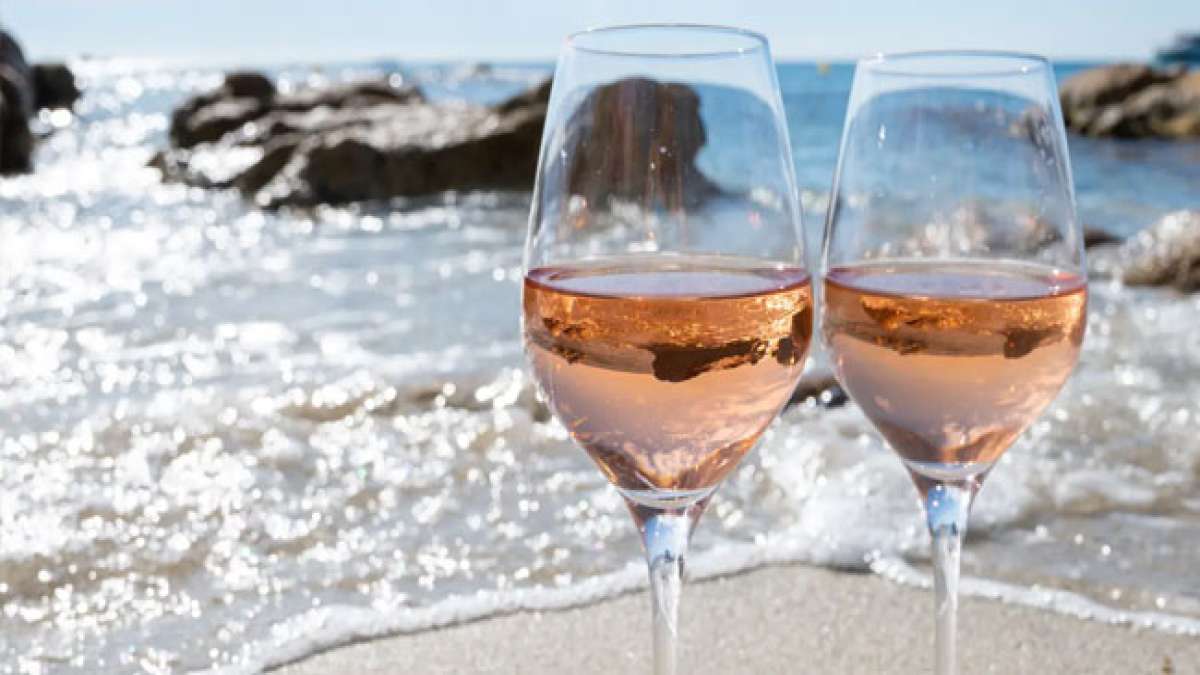 Feier den erfrischenden Internationalen Rosé-Tag am 4. Freitag im Juni.